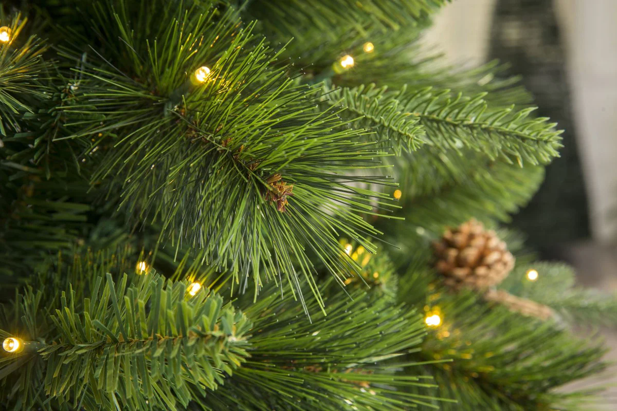 Visby 7 Ft Slim Scotch Pine Christmas Tree Pre-lit with Dual-color LED Lights. - Warm White/Multi-Colour - Image 4