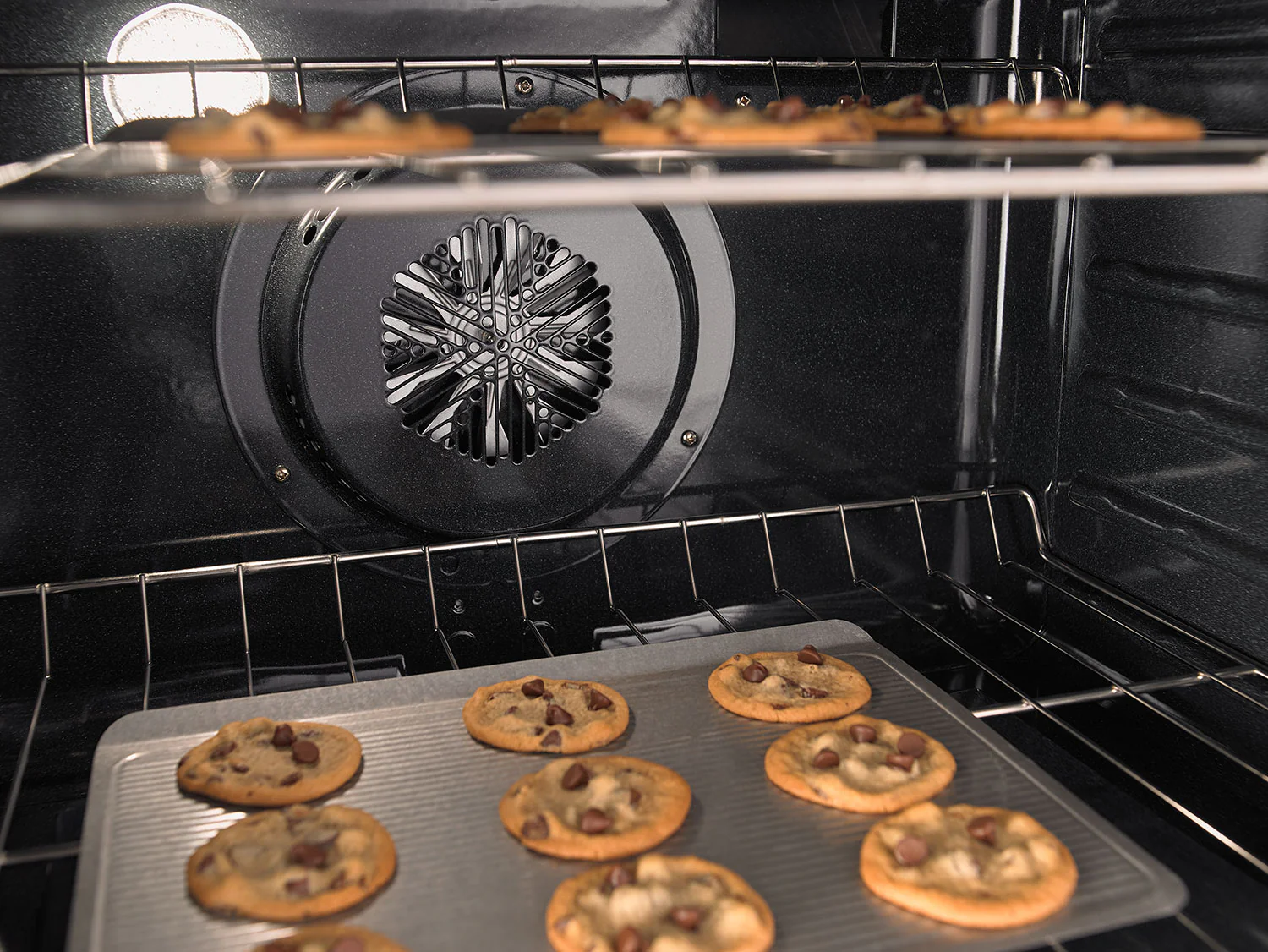 Whirlpool Black Freestanding Double Gas Range (6.0 Cu. Ft.) - WGG745S0FE - Image 7